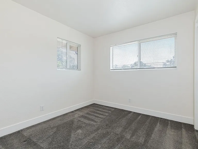 10065 Old Morro Rd E — Photo 10