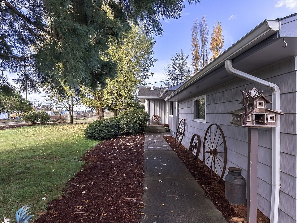 1st image of 39765 Mertz Dr SE