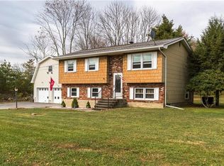 45 Highland Lake Rd, Middletown, NY 10940