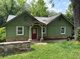 723 Bridge Creek Rd, Tiger, GA 30576