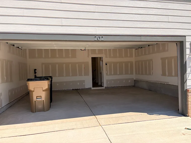 202 Silver Fleet Dr — Photo 11