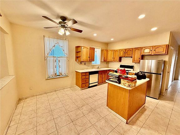 3rd image of 1737 71st St