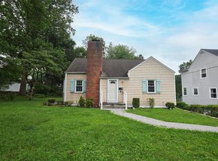 130 Seacord Rd, New Rochelle, NY 10804