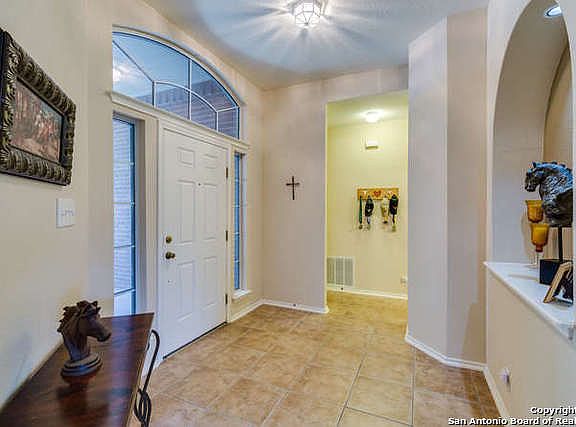 3rd image of 141 Yeager Cir