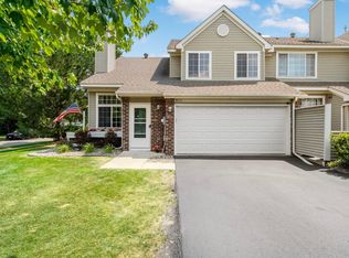 8771 Branson Dr #80, Inver Grove Heights, MN 55076