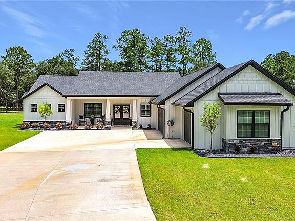 3rd image of 7525 NE 58th Ave