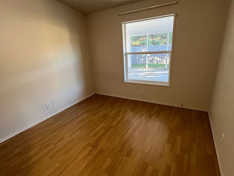 2976 Spinnaker Dr — Photo 11