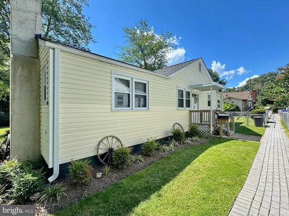 46 Highland Pl, Indian Head, MD 20640