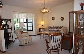 4th image of 5508 W Woodside Dr