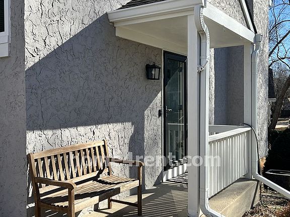 2nd image of 11037 W 98th St