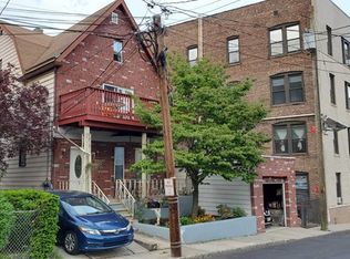 30 Columbia Ter, Edgewater, NJ 07020