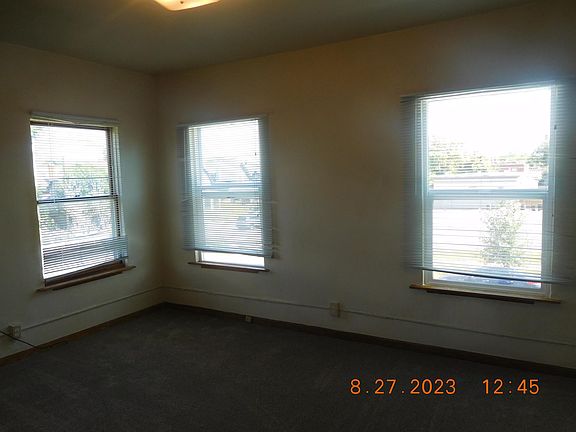2nd image of 2451 N Emerson St