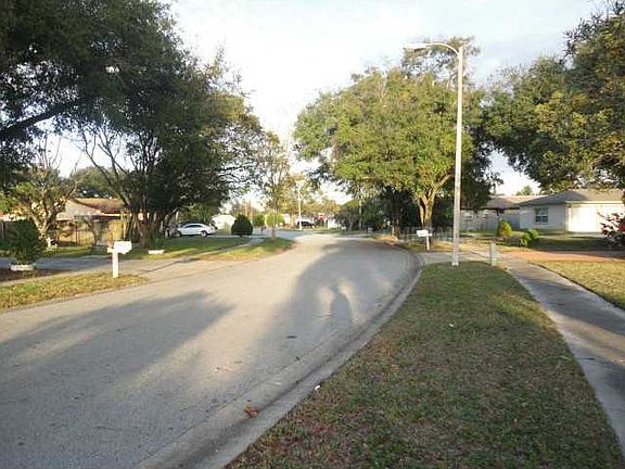 3rd image of 492 American Heritage Pkwy