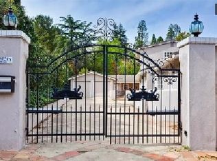 4821 Don Juan Pl #C, Woodland Hills, CA 91364