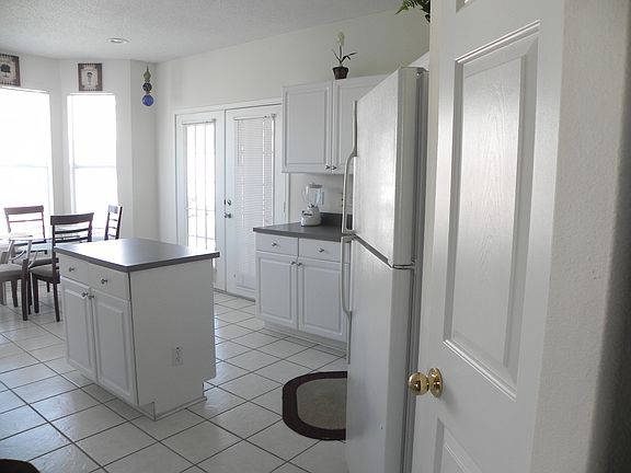 2nd image of 2252 Beach Dr