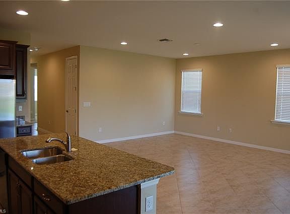 5th image of 2205 SW 12th Ln