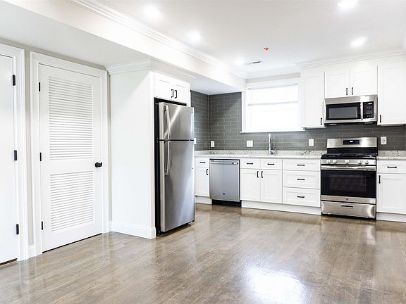 33 Merriam St. #2 Somerville Shared Unit Photo 3