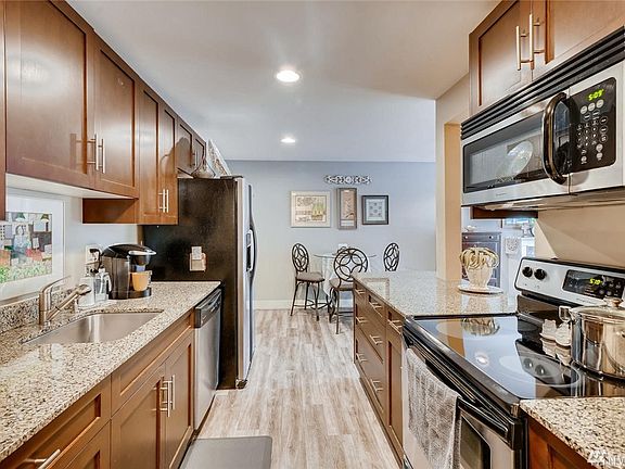 3rd image of 21307 48th Ave W APT C203