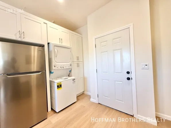 1467 Fairbanks Pl, Los Angeles, CA 90026