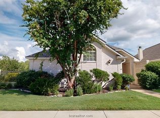 4926 Spearman Dr, College Station, TX 77845