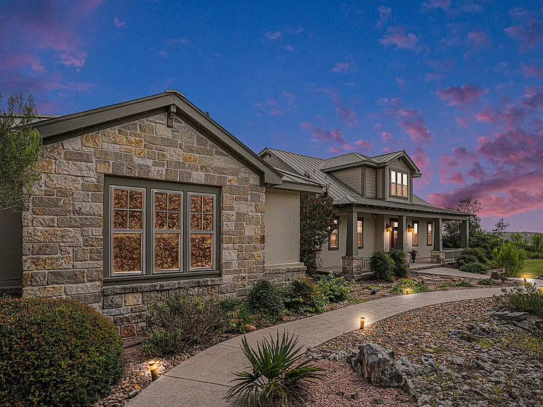 49 Blue Diamond — Photo 14