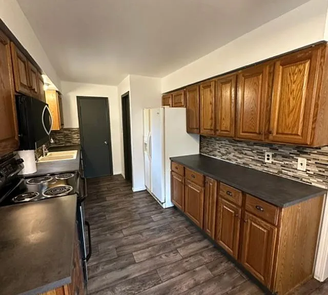 12131 N Shores Blvd — Photo 5