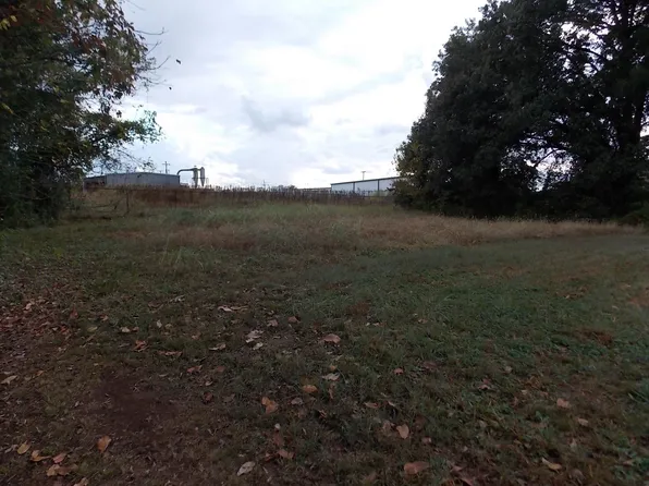 0 Lansford St, Muscle Shoals, AL 35661