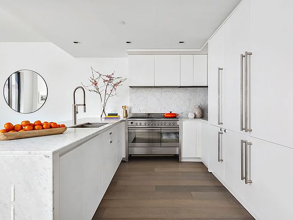3rd image of 429 Kent Ave #D724