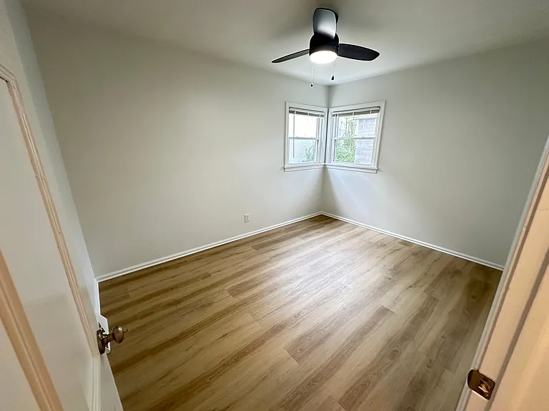 237 Chestnut Blvd #1 — Photo 10