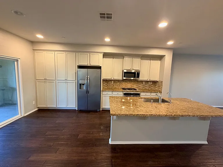 40879 Belleray Ave — Photo 67