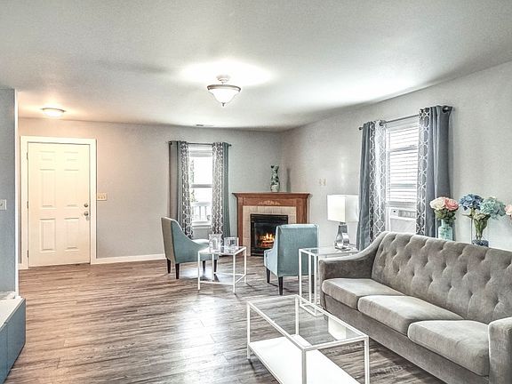 3rd image of 19319 104th Avenue Ct E