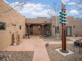 23 Calle De Montanas, Santa Fe, NM 87507