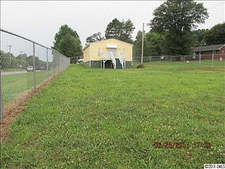 4th image of 105 Jos Ln