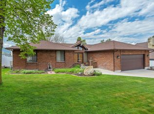 1720 E Hidden Valley Club Dr, Sandy, UT 84092