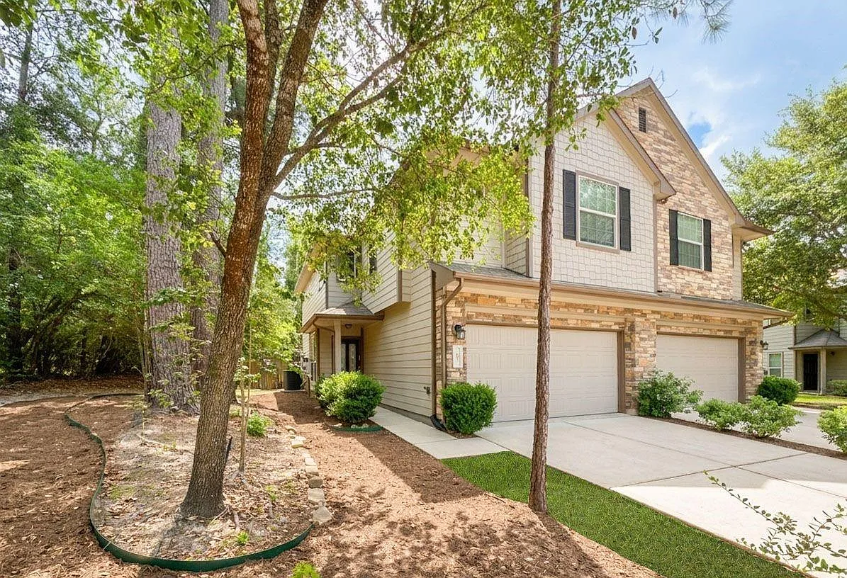 3 bed, 2.5 bath, 1627 sqft, $2,600 — Photo 1
