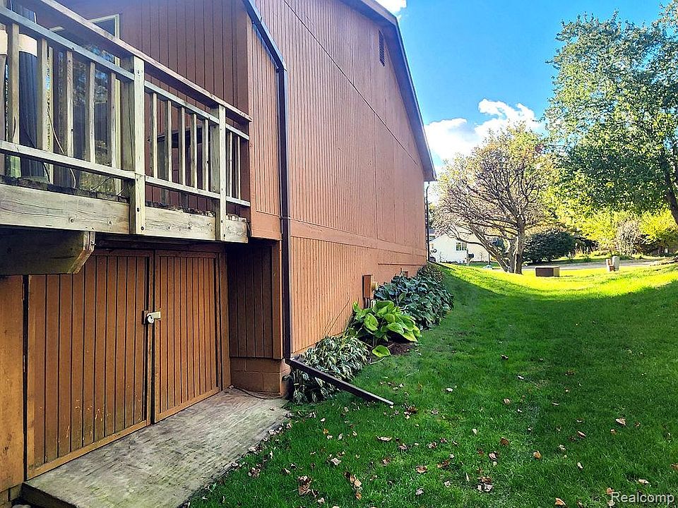 1625 Spruce Ct, photo 6