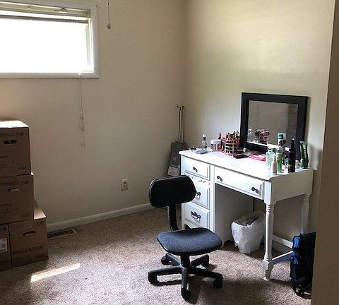 5th image of 3698 Pleasant Ave