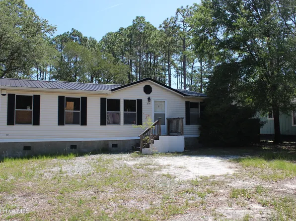 270 Elm Street, Southport, NC 28461