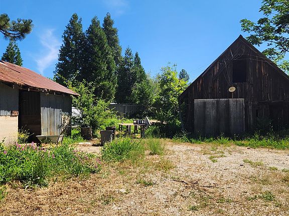 4th image of 10693 Alta St