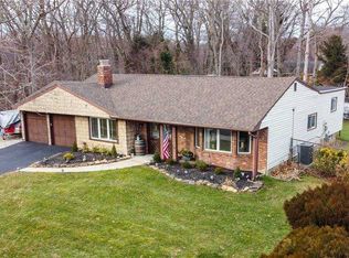 216 Bow Dr E, Smithtown, NY 11787
