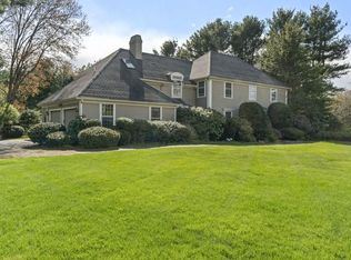 145 Buckskin Dr, Wayland, MA 01778