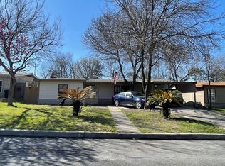 138 Savannah Dr, San Antonio, TX 78213