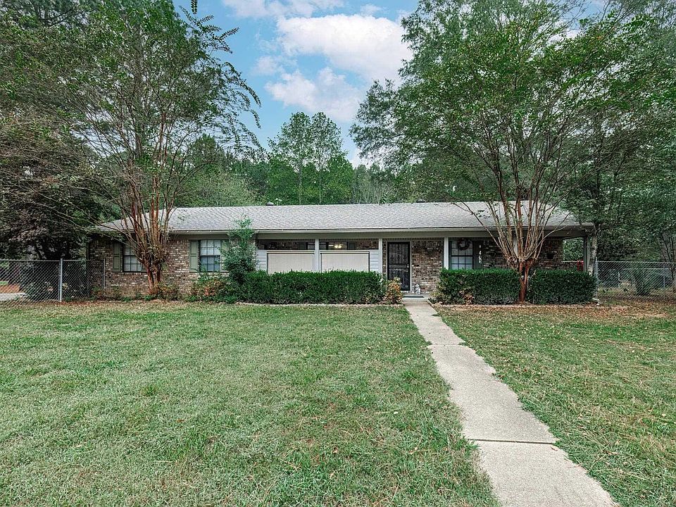 1st image of 118 Madden Ln