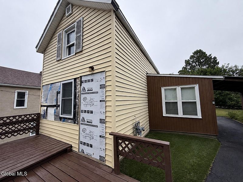 2nd image of 1346 4th Avenue