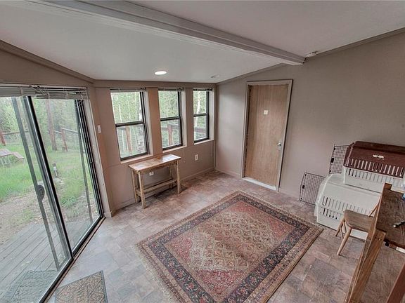 3rd image of 1683 Lakeside Dr