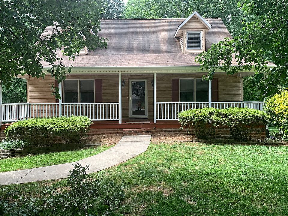 1st image of 153 Forest Oaks Dr
