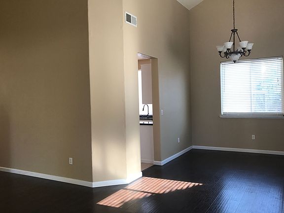 4th image of 8956 Boulder Glen Way