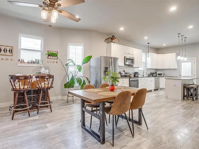 2905 S Jennings Ave — Photo 54