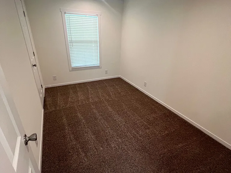 The Estates — Photo 18