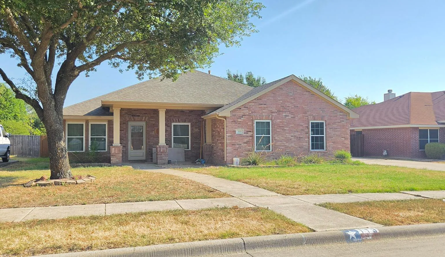 113 Yosemite Ln — Photo 1